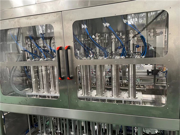 Dettagli della riempitrice automatica a pistoni