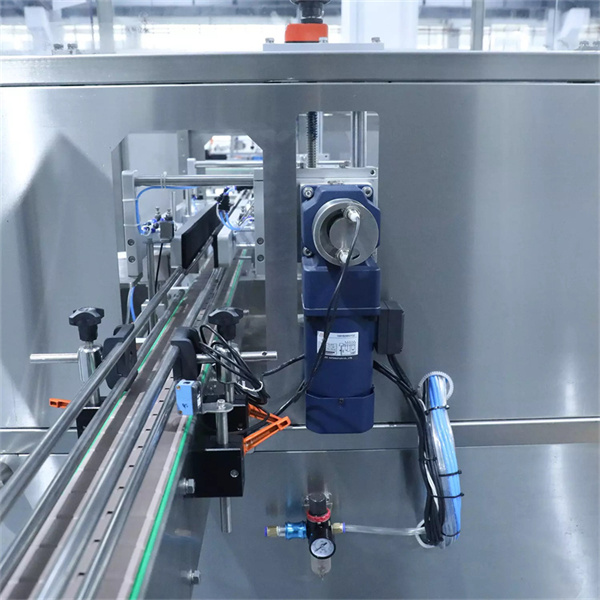 Lavatrice automatica lineare ad aria per bottiglie